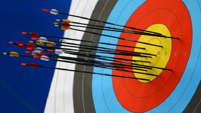 Australian burglar shot with bow and arrow